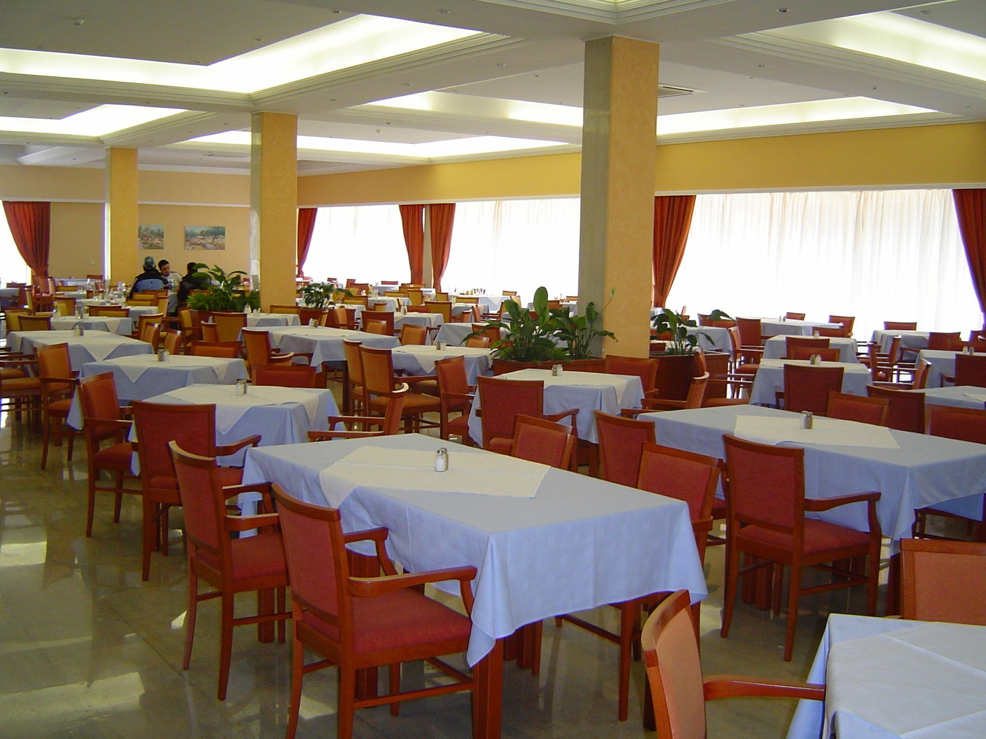 Hotel Pula Luaran gambar