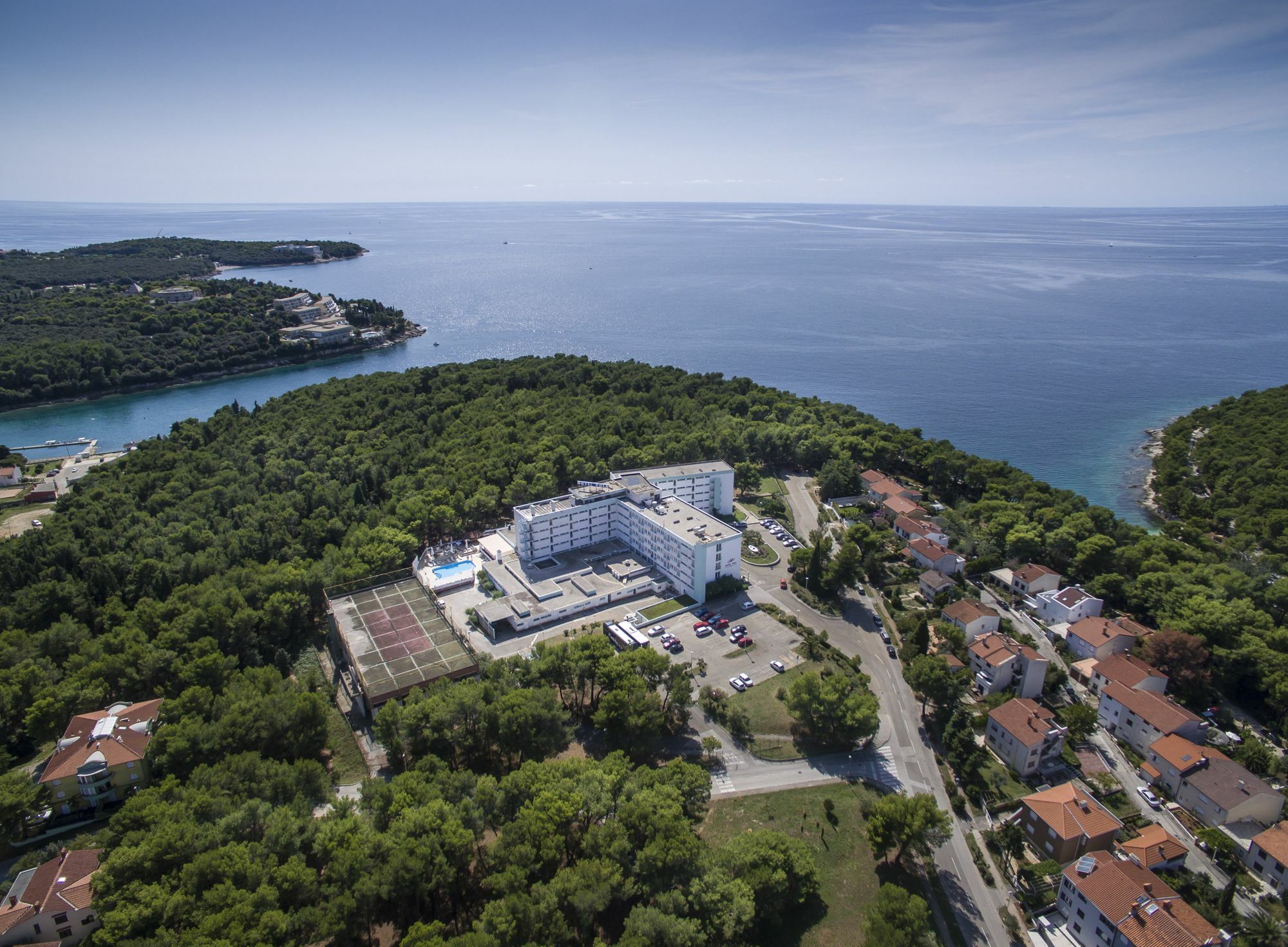 Hotel Pula Luaran gambar